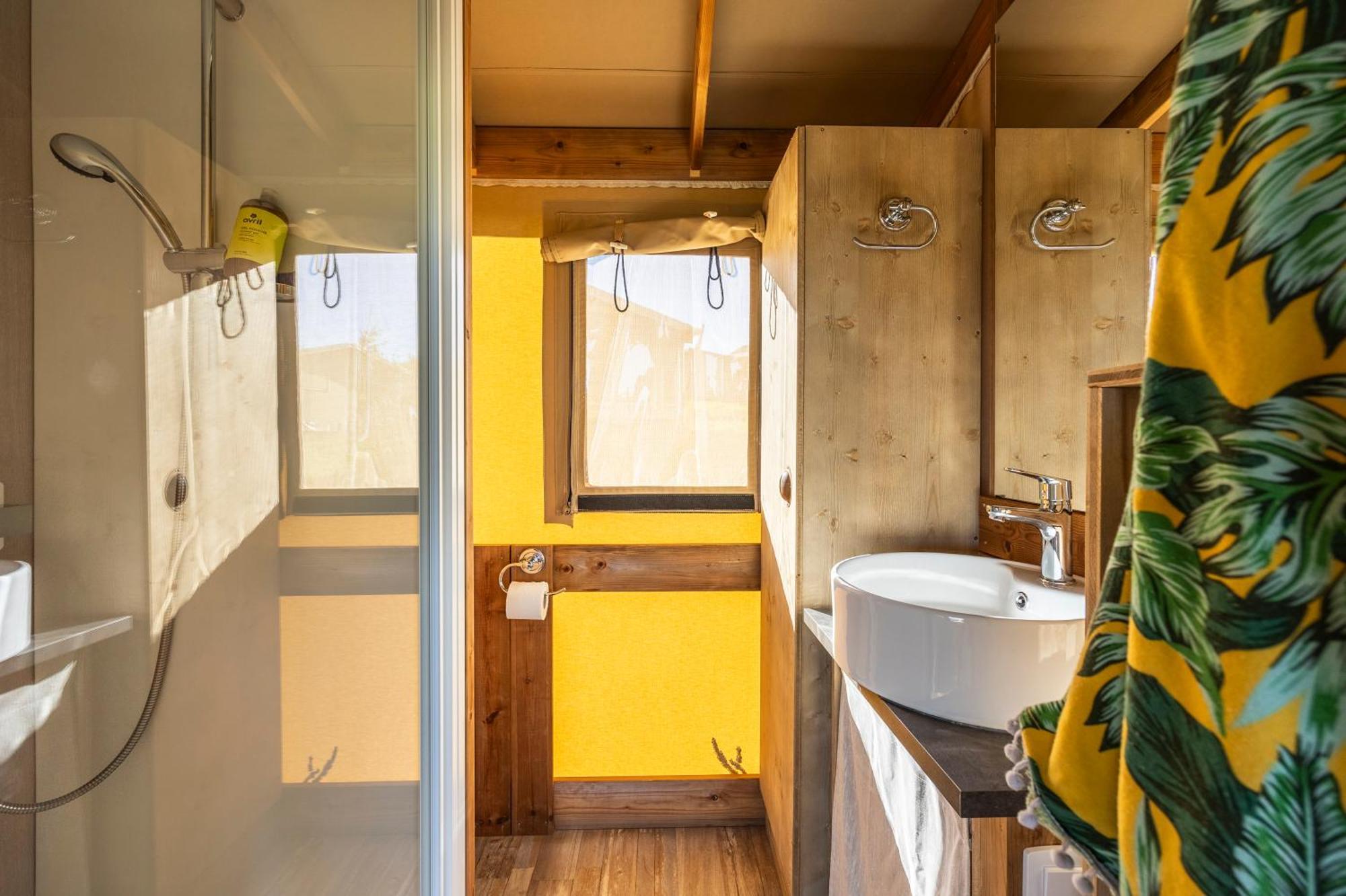 Camping Domaine Saane Et Mer Quiberville Ruang foto